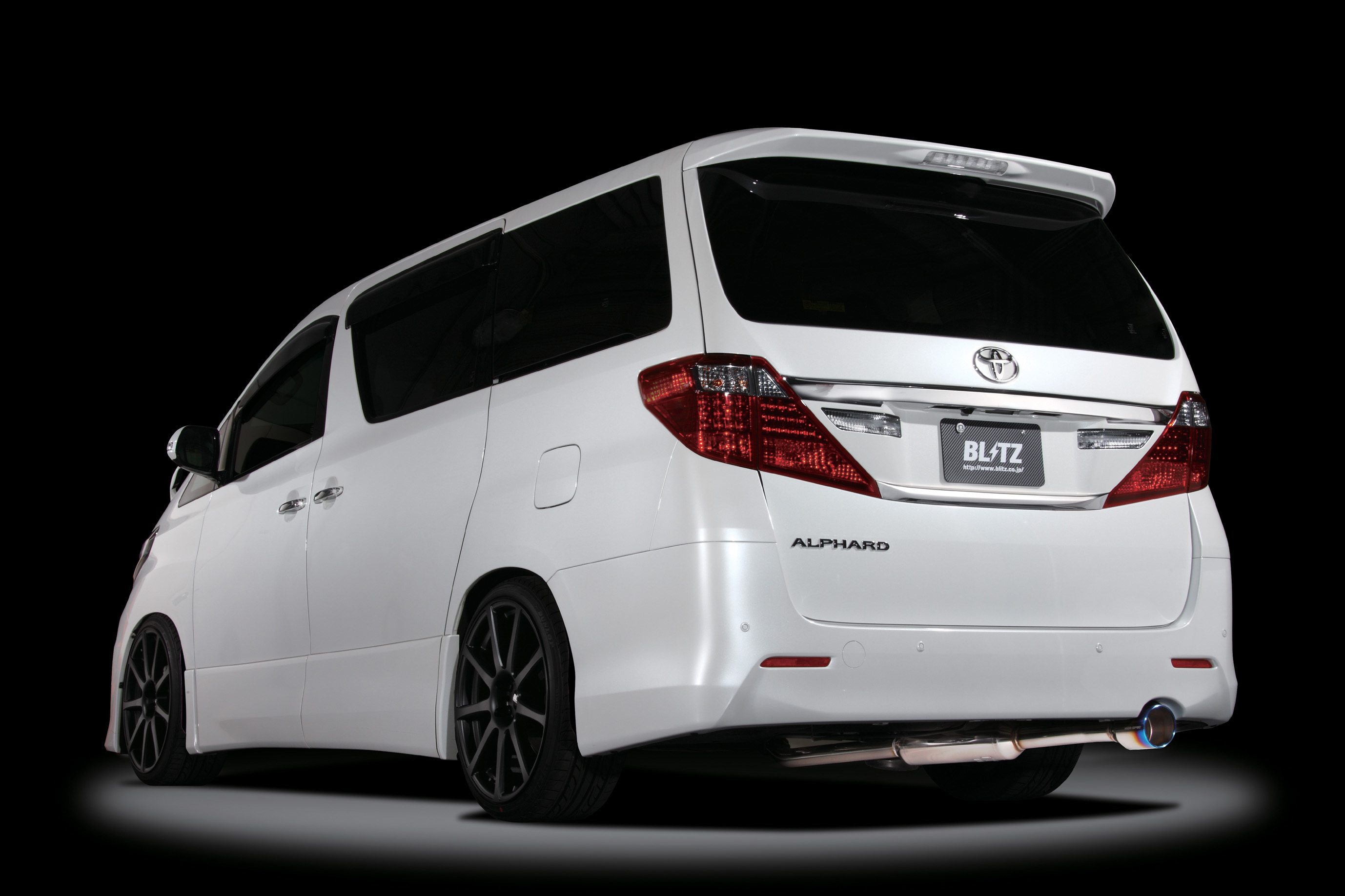 alphard_anh20w_nurspecvsr.jpg